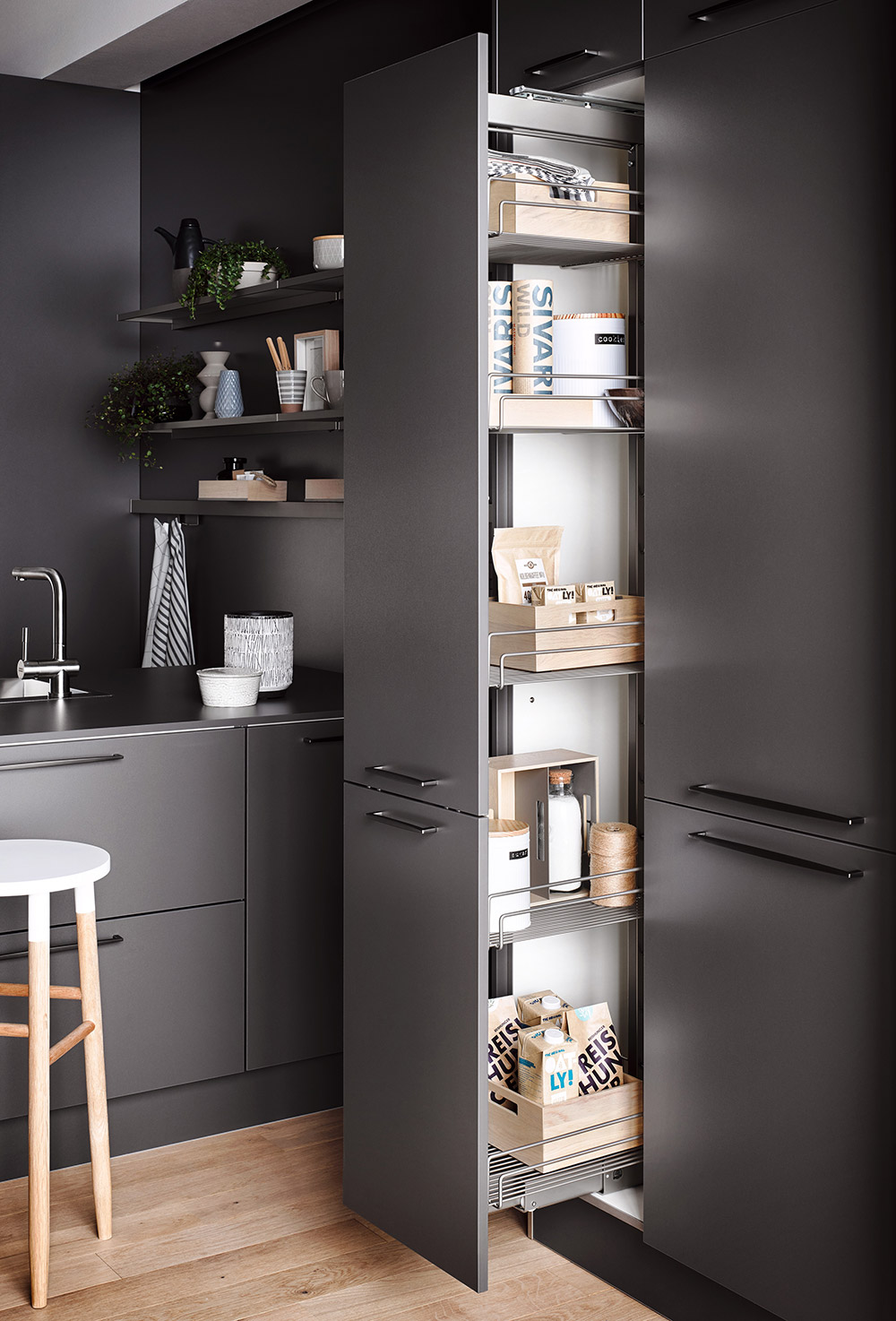 Mehr Stauraum in der Küche Apotherkschrank