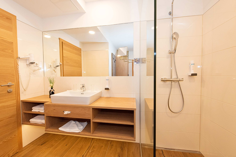 Zimmerrenovierung im Hotel Gruber – Naturpark Pöllauer Tal